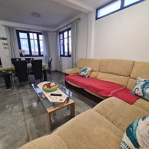 https://famara-san-borondon.in-canary-islands.com
